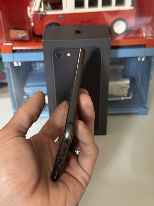 Айфон 8 IPhone 8