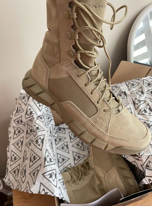 Oakley Light Assault кубинки – оригинални, 39 номер