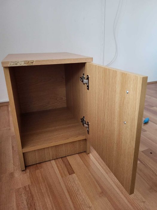 Set Mobilă Living: Vitrină, Soldat cu sertare și 2 Corpuri mici