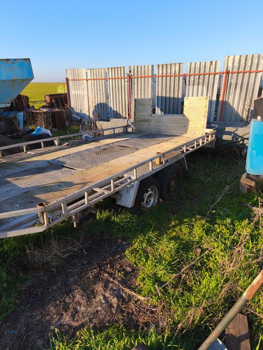 Платформа за коли