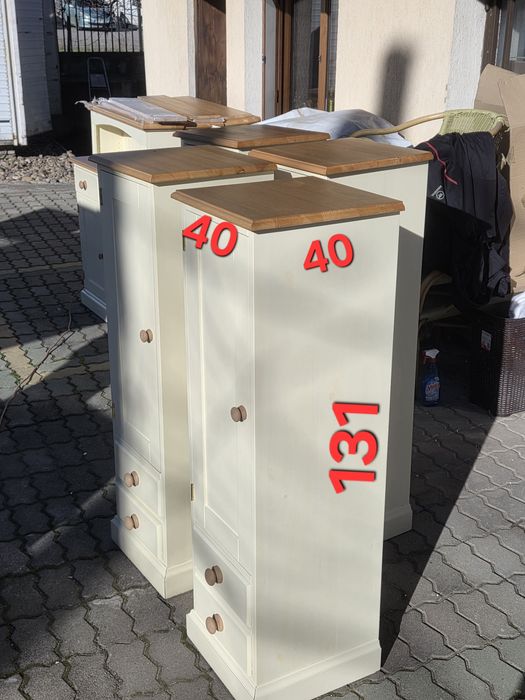 Мебели от масив с модерна визия