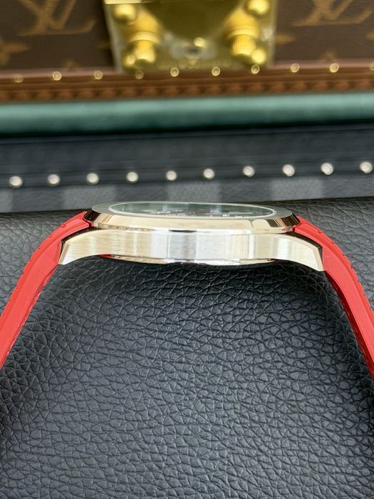 Patek Philippe Aquanaut 5167 Red