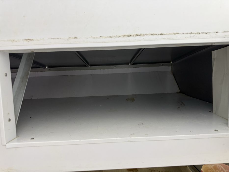 Холодильник витринный