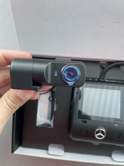 Mercedes-Benz Drive View 4K (видеорегистратор)