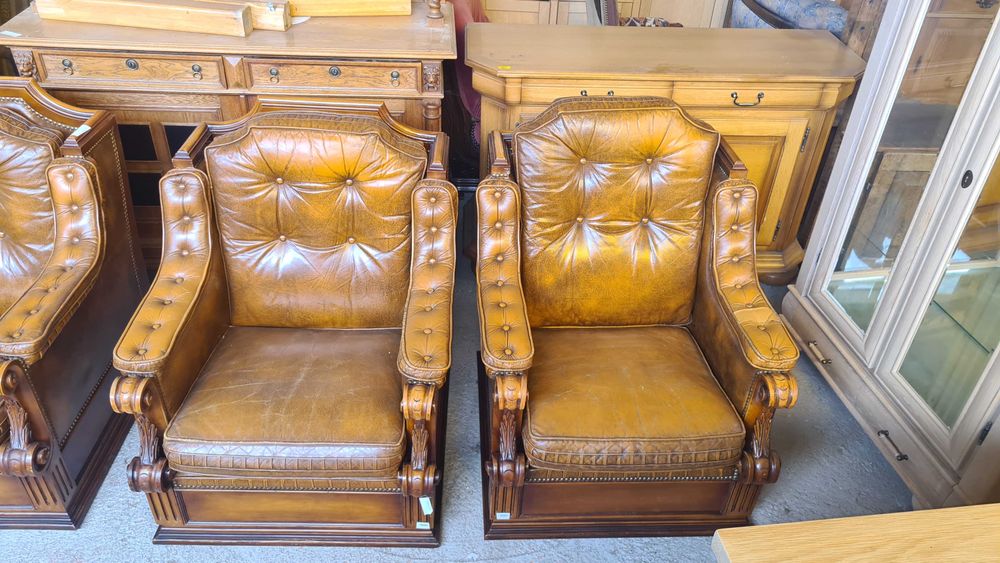 кожен диван 3+1+1