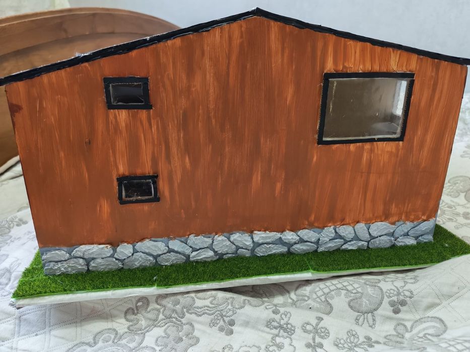 Макет двухэтажного дома