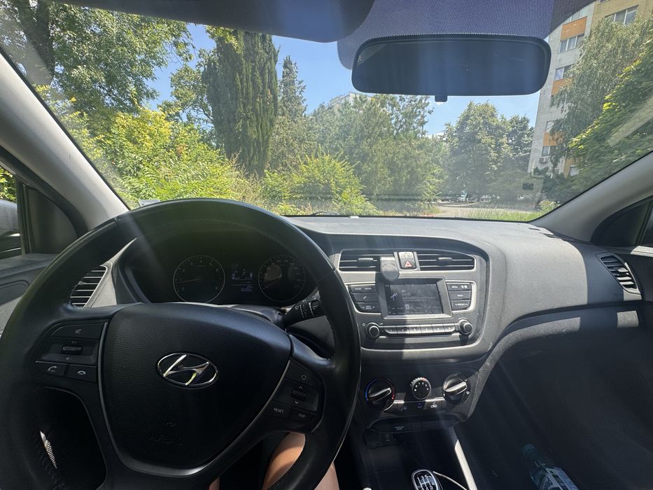 Hyndai i 20, 2018, бензин, от магазин Hyndai