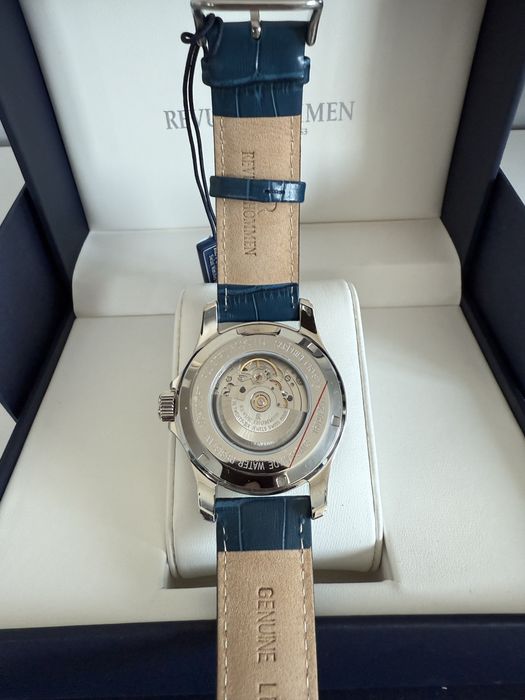 Ceas Revue Thommen Airspeed automatic Day-Date, Swiss Made nou