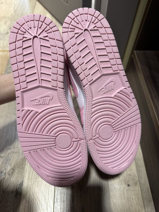 Кроссовки Nike air jordan