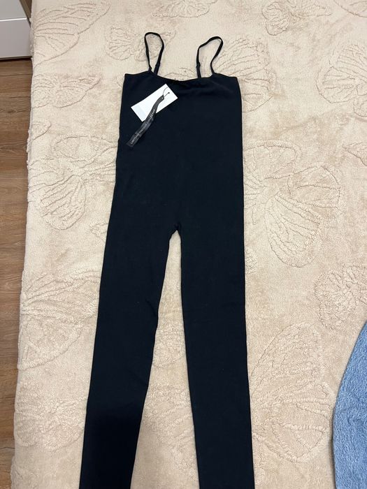 Безшевен гащеризон ZARA