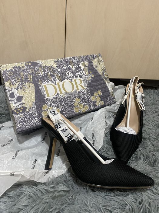 Pantofi cu toc Dior-marime 39