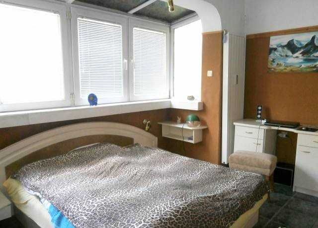 Дава се под наем Тристаен апартамент в София, Лозенец - 16 кв.м за 295.8 € - Снимка #2