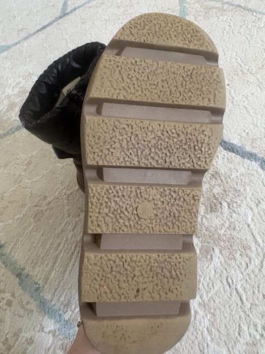 Продам зимние сапоги размер 36