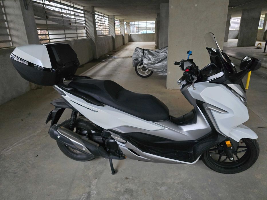 Scuter Honda Forza 300 – 6.400 km