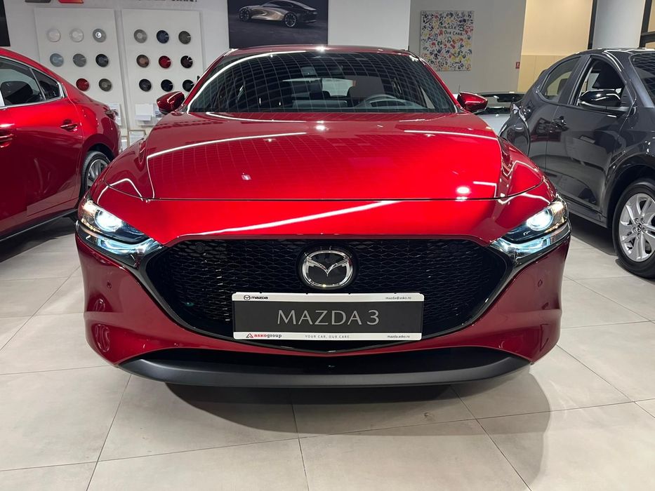 Mazda 3 Mazda 3 Hatchback SkyActiv-G140 AT Centre-Line Red Soul Crystal
