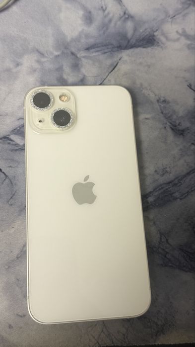 Продам Iphone 13