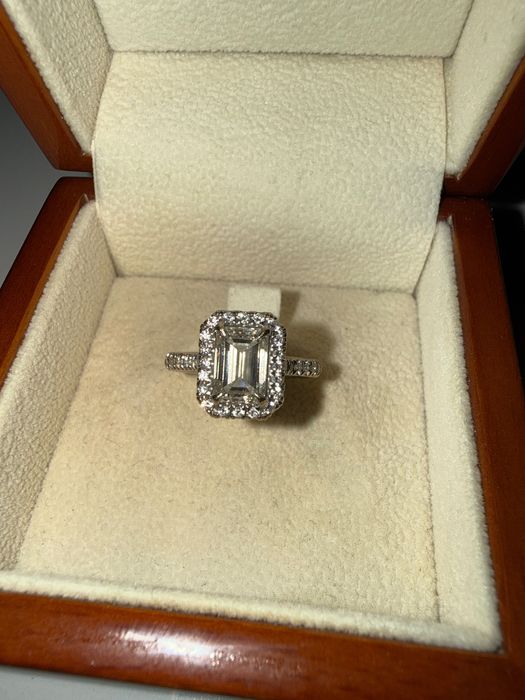 Diamond Engagement Ring