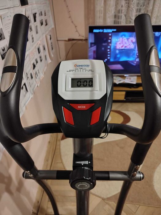 Bicicletă Eliptică Kondition - CA NOUĂ (doar 184 km parcurși)