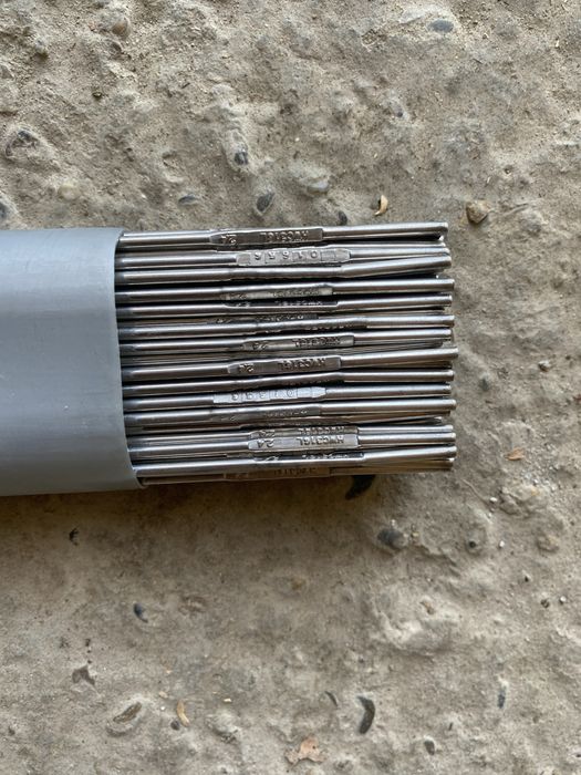 Zanglamaydigan elektrod