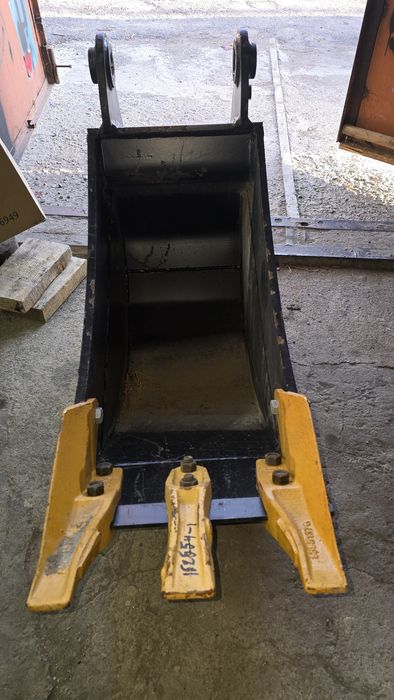 Услуги экскаватора-погрузчика.