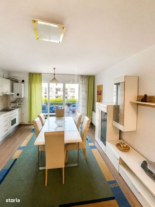 Apartament de închiriat – 3 camere, 2 băi, 72 mp