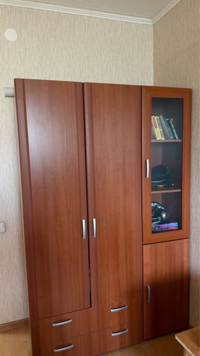 Продам шкаф в спальню
