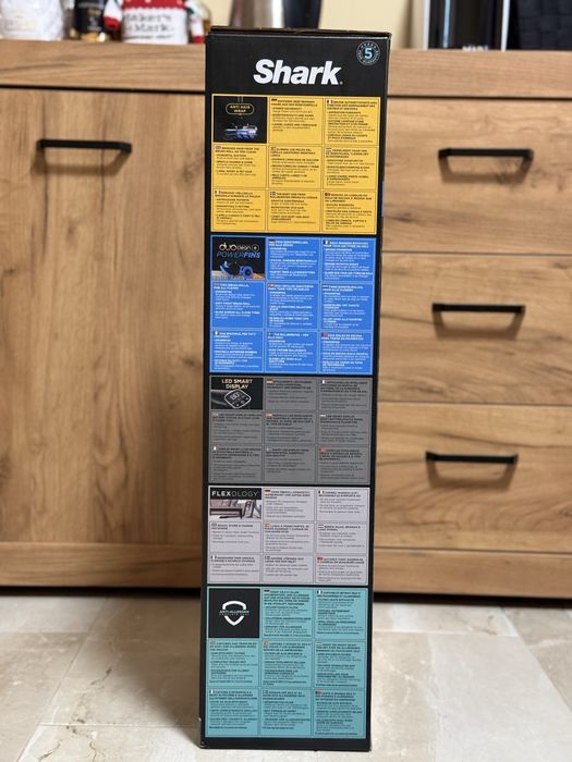 Прахосмукачка SHARK IZ300EUT Чисто нова