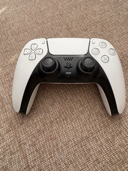 Контролер PlayStation 5