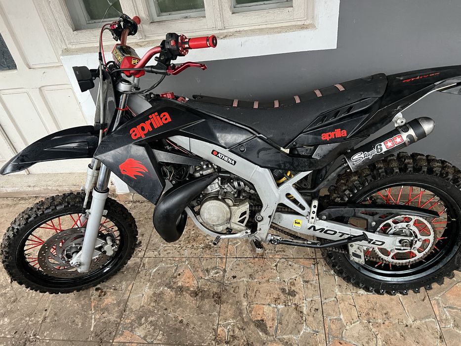 Vând aprilia sx 50