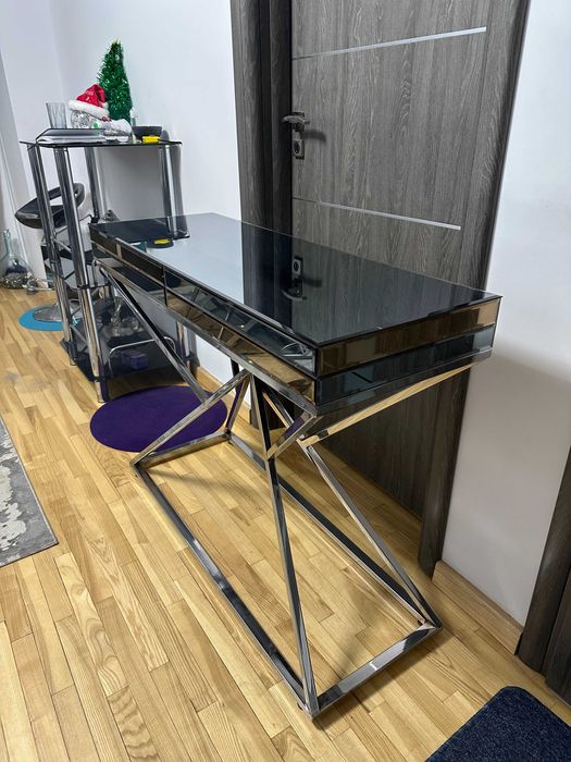 Masa consola sticla, stil modern