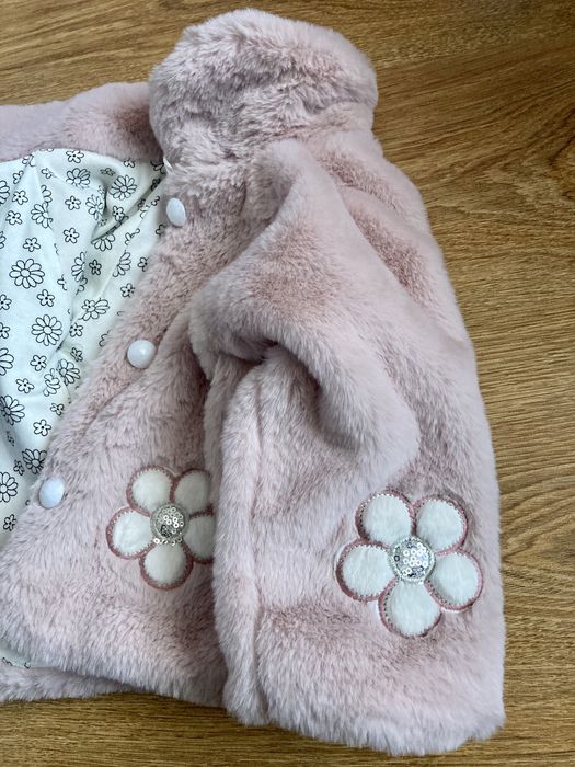 Розово палто за момичета