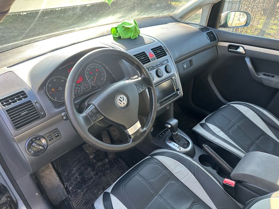 Vw turan 2.0 -103 kw -140 ks