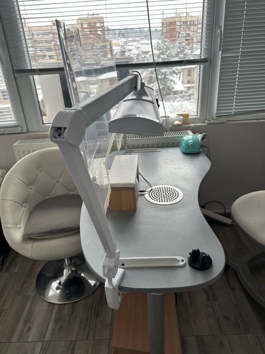 Бюро за маникюристи