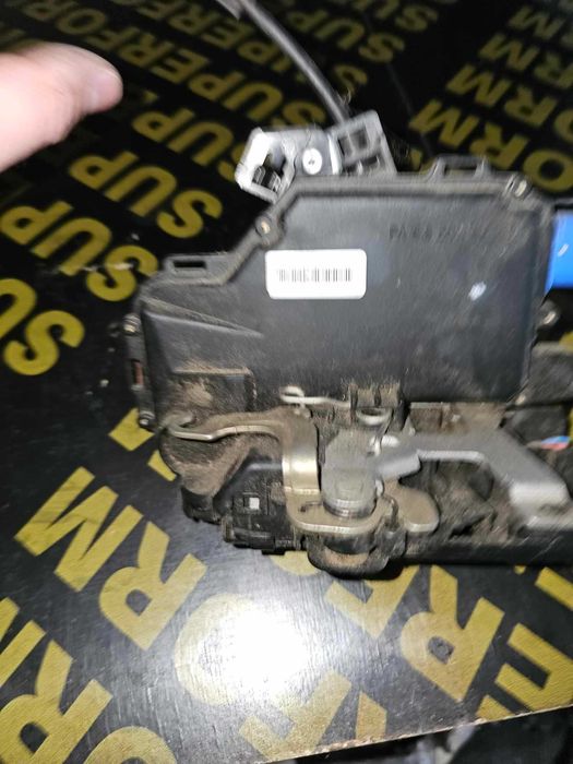 Broasca dreapta spate Skoda Fabia Cod 6Y0839016