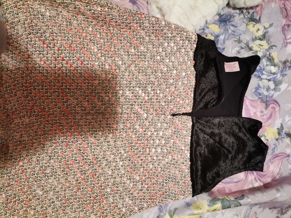 Vând sarafan și blanita scurta fetite 18-24 luni