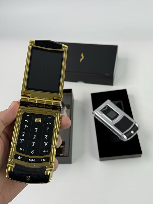 Vertu v77 Ayxta новый пачка