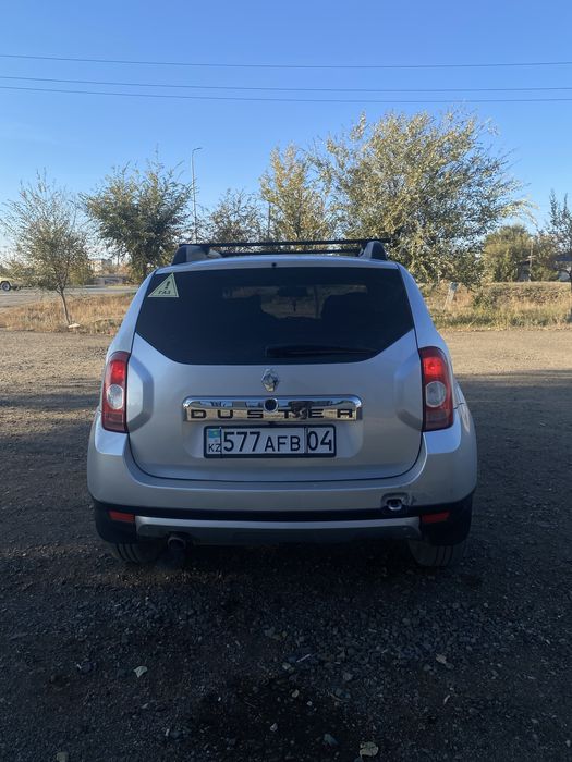 Reno Duster 2013 год