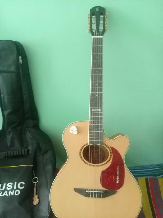 Klasik gitara vegas mediatrlari bor chihol kabel ekvalayzerli 39