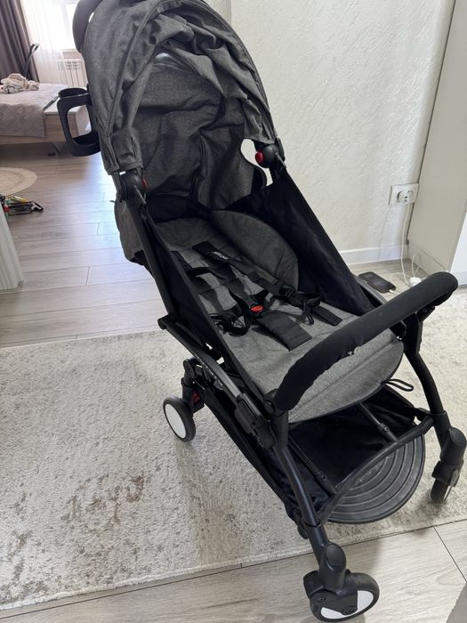 детская коляска.