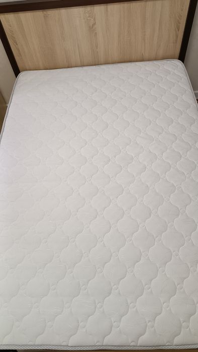 Кровать с комодом