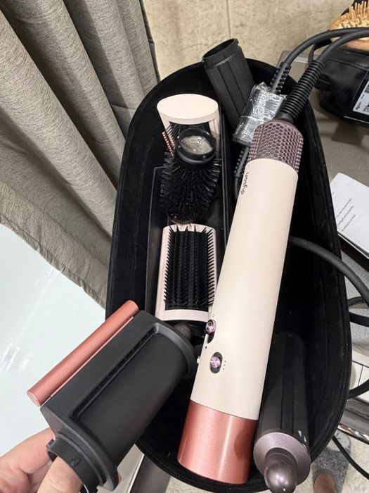 Продам стайлер  dyson