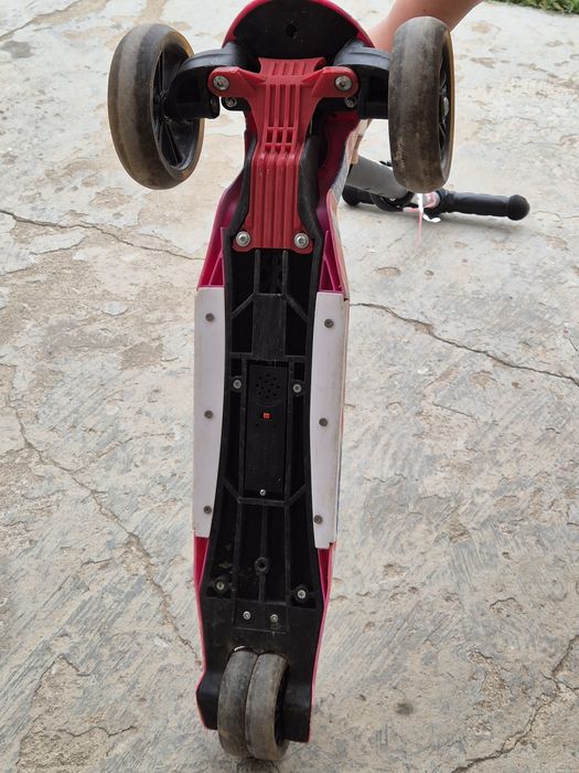 Светещ музикален скутер за дете happy bear