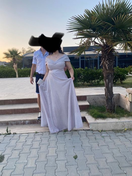 Дълга официална рокля