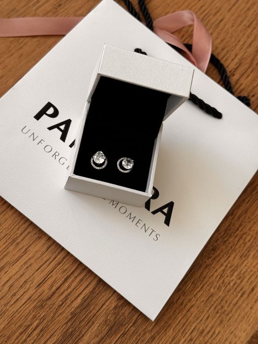 Пандора обеци Pandora