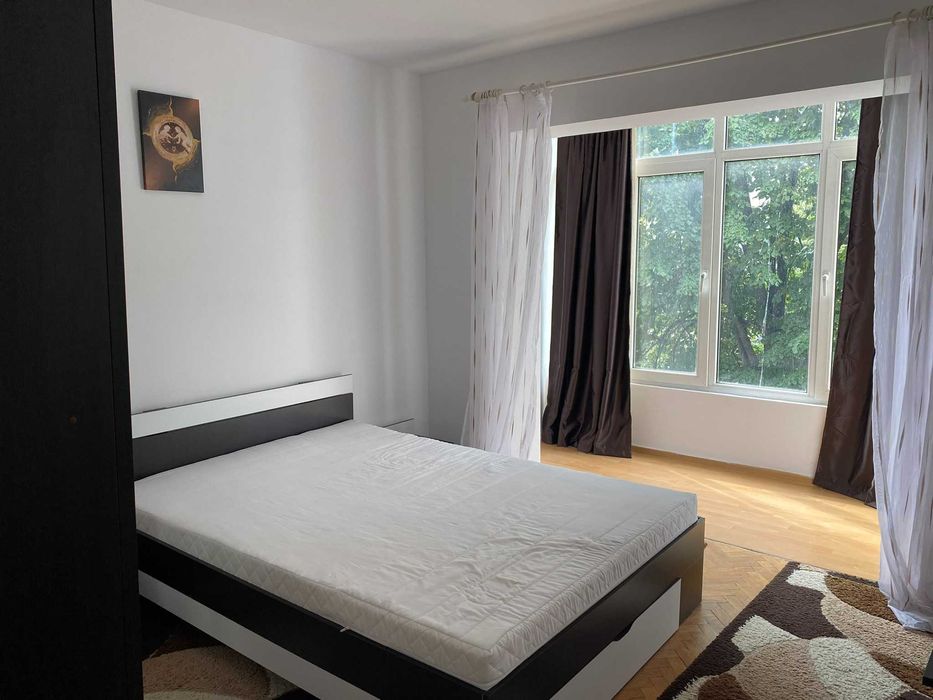 Închiriez apartament spațios cu 3 camere în Zona Soarelui, Timișoara