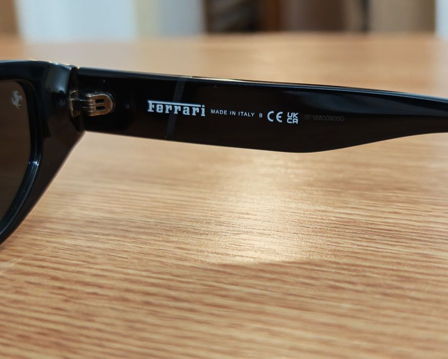 Ochelari de soare Ferrari FH 2004U