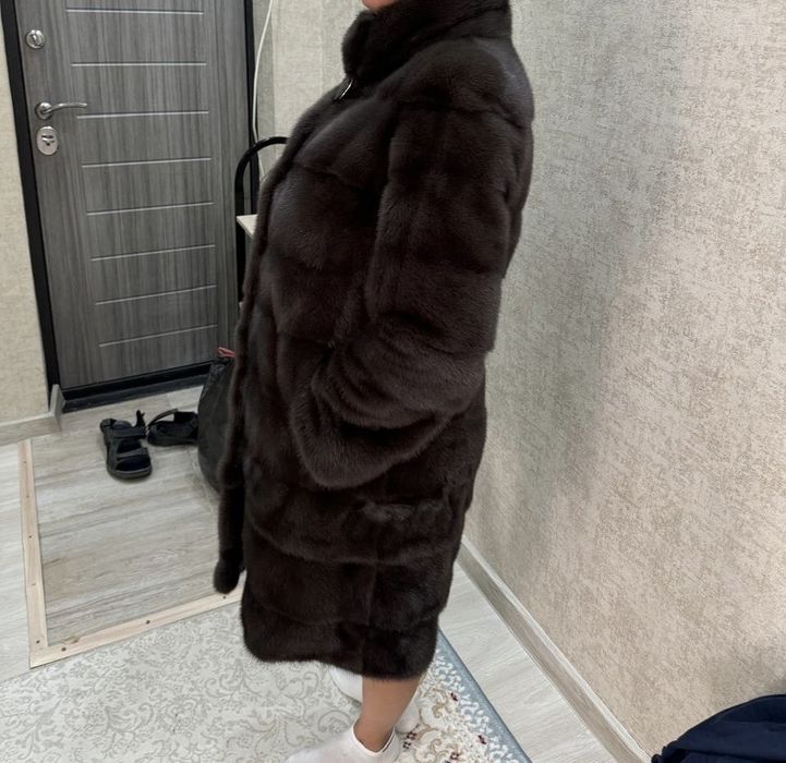 Продам шубу норковую