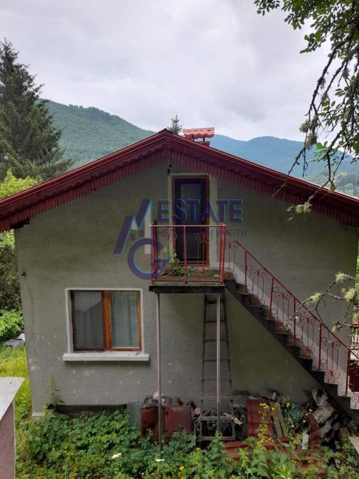 Продава се Къща в с. Батулия, Област София-област - 70 кв.м за 415 €/кв.м - Снимка #1