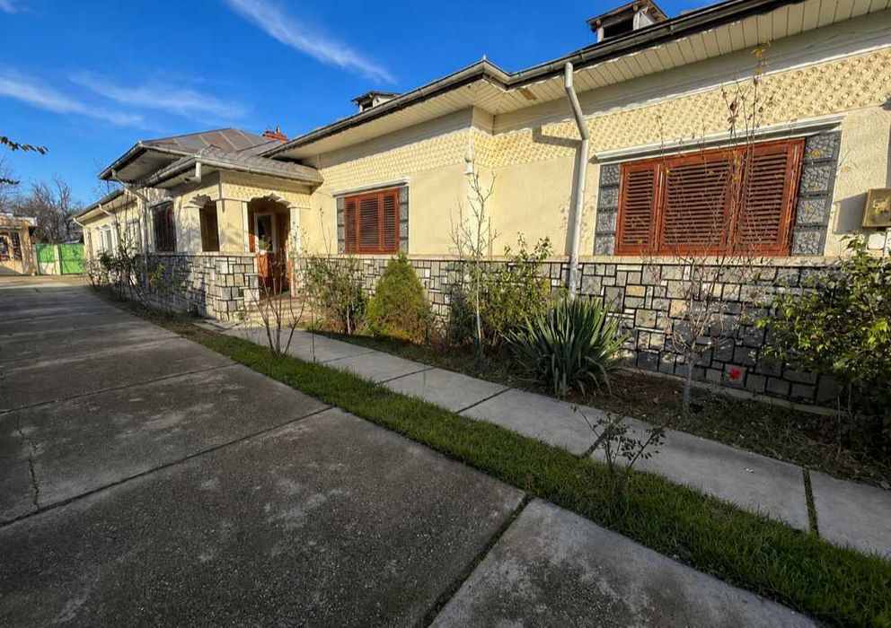 Casa cu 7 camere Poienarii Rali Prahova
