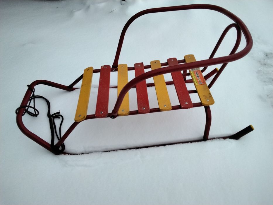 Продам санки, б/у